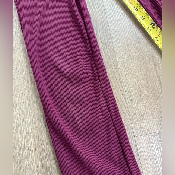 Gymshark jogger Slounge Ribbon Ribbed Leggings Dark Ruby Marl Sz M (fits like S) - Picture 7 of 11